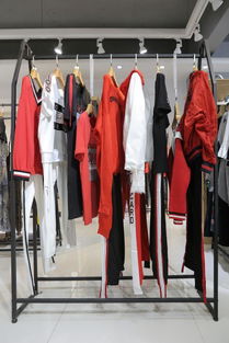 品牌折扣女裝店能不能賺錢(qián) 好做嗎