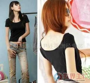 批發雙面穿大U領打底衫 時尚與實用的完美結合